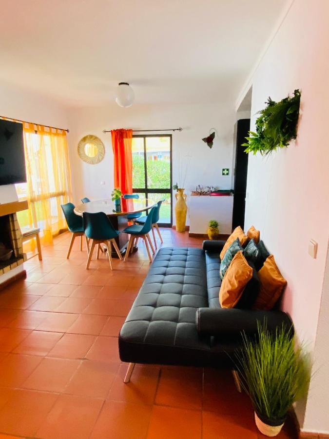 Summer House, Only 2 Minutes To The Beach In Vilamoura! Βίλα Εξωτερικό φωτογραφία